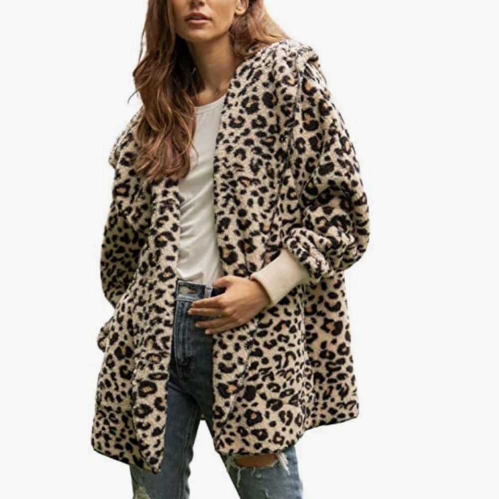 NWT ONE SIZE Yummy Teddy Sherpa Leopard Jacket
